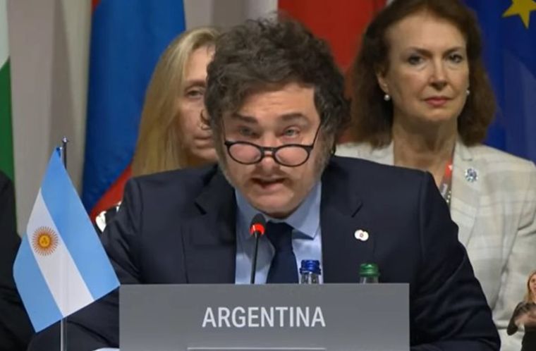 Javier Milei participa en la Cumbre Global por la Paz de Ucrania Foto: Captura de video