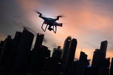 un dron con un kilo de metanfetamina se destroza en la frontera mexico - eeuu un dron con un kilo de metanfetamina se destroza en la frontera mexico - eeuu