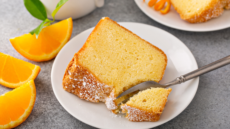 La receta de bizcocho de naranja es una de las más populares en la repostería casera española por su aroma y sencillez. La receta de bizcocho de naranja es una de las más populares en la repostería casera española por su aroma y sencillez.