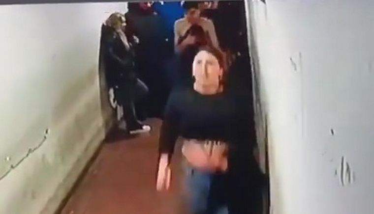 Las imágenes de las cámaras de seguridad del Hospital Paroissien se convirtieron en una de las pruebas más relevantes en la investigación por el asesinato del comisario Diego Ponce, en La Matanza.