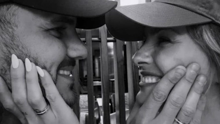 Luego de rumores, idas y vueltas. La pareja compartió una foto que habla por si misma Foto: Instagram: @mauroicardi