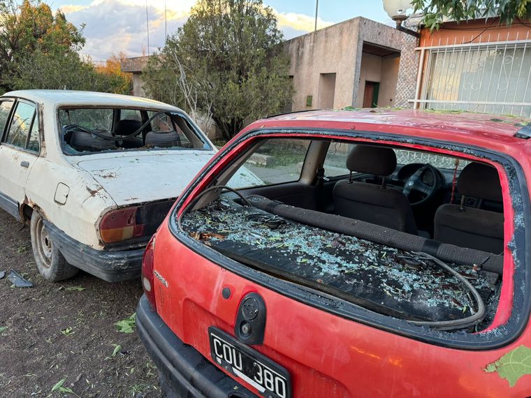 Así quedaron los autos después del granizo en San Rafael. Foto: Municipalidad de San Rafael