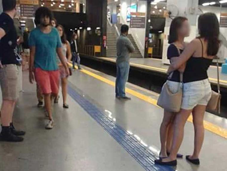 608702.jpg