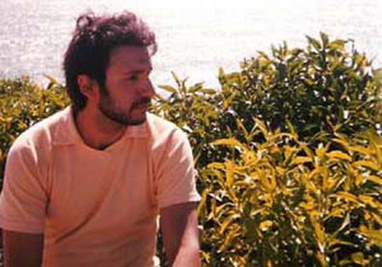 El ganador en poesía Hernán Schillagi. Foto: Web