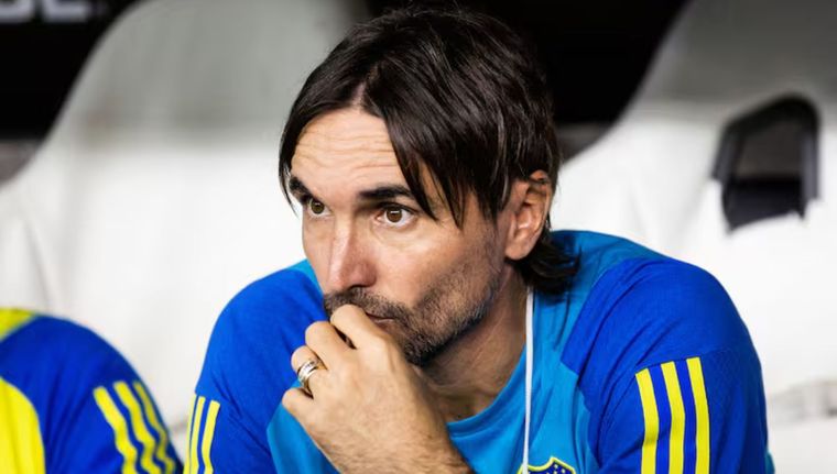 Preocupado, Diego Martínez no tendrá a Equi Fernández. Foto: AFP