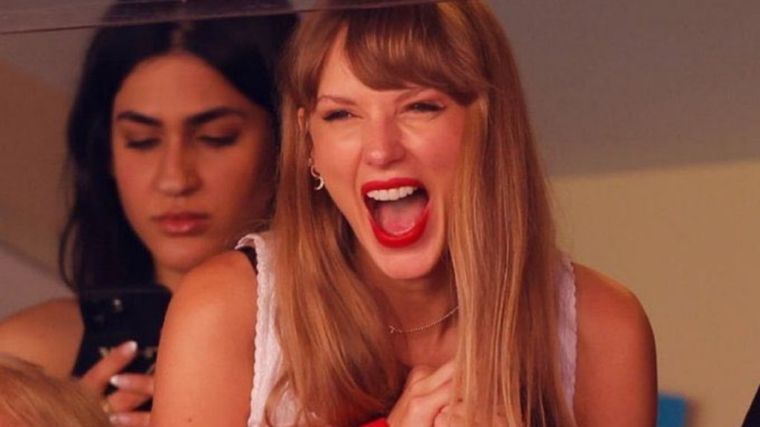 Taylor Swift Alentadora fiel. Foto: Fuente: Imagen - Archivo