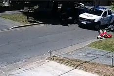 El joven motociclista fue atropellado por la policía cuando estaba deteniéndose para ser identificado