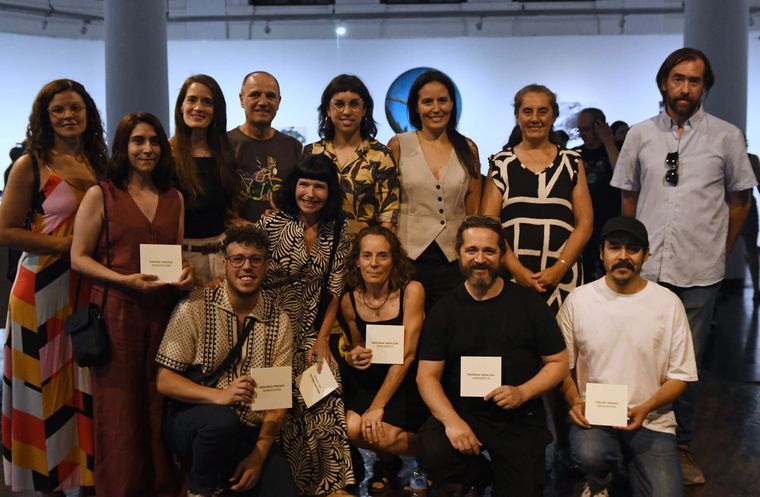 El Salón Regional de Artes Visuales de Vendimia 2025–2026 quedó inaugurado, el viernes, en el ECA. Mirá todas las fotos al final de la nota.