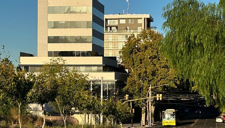 El pronóstico anticipa un miércoles ligeramente nublado en Mendoza. Foto: ALF PONCE MERCADO / MDZ