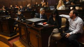 En la foto, los senadores Alejandro Diumenjo, Ángela Floridia y Helio Perviú. En la foto, los senadores Alejandro Diumenjo, Ángela Floridia y Helio Perviú.