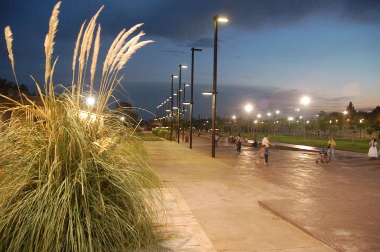 El ataque se registró el domingo a la tarde-noche en el Parque Central. Foto: Archivo MDZ