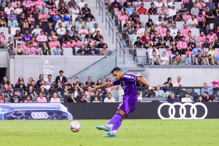 Martín Ojeda, el entrerriano ex Godoy Cruz, fue imparable para la defensa de Inter Miami y el héroe de la inolvidable victoria de Orlando City.