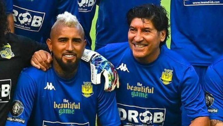 Zamorano dijo que Vidal está hecho para jugar en Colo Colo o Boca. Foto: Redes Sociales