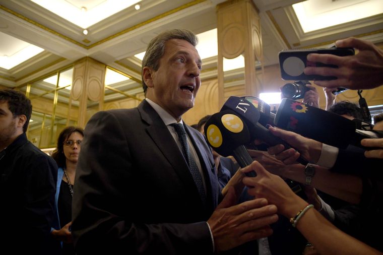 Massa Massa fue a almorzar con los empresarios en su último día de campaña. Crédito: Télam Foto: Télam