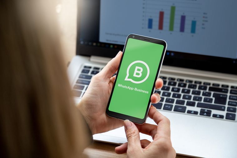 En México, el 76% de los usuarios considera que los mensajes en WhatsApp son la forma más rápida de interactuar con empresas. En México, el 76% de los usuarios considera que los mensajes en WhatsApp son la forma más rápida de interactuar con empresas.