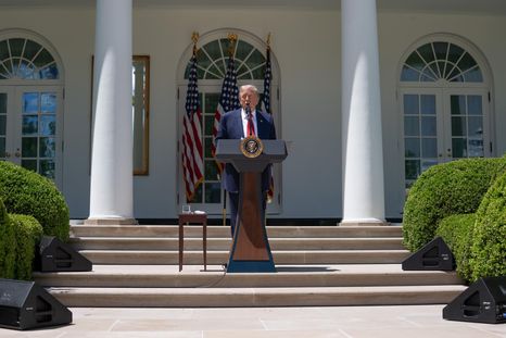 El presidente de Estados Unidos, Donald Trump, anunció este viernes una tregua temporal de tres días entre Rusia y Ucrania, El presidente de Estados Unidos, Donald Trump, anunció este viernes una tregua temporal de tres días entre Rusia y Ucrania,