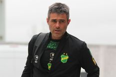 Vaccari se enojó tras la goleada que sufrió el Halcón. Foto: @ClubDefensayJus Vaccari se enojó tras la goleada que sufrió el Halcón. Foto: @ClubDefensayJus