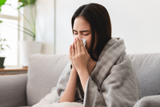 Las alergias estacionales se originan cuando el sistema inmunológico reacciona de manera exagerada ante sustancias inofensivas.