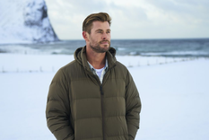 Chris Hemsworth tuvo que tomar acción al enterarse que podría padecer Alzheimer y cambió algunos hábitos de su vida. Foto: Disney+