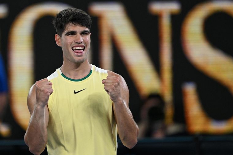Alcaraz avanzó a la segunda ronda del Grand Slam. Foto: EFE