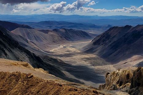 Los desarrollos mineros de Josemaría y Filo del Sol podrían convertir la operación de Vicuña Corp. en una de las cinco más grandes del mundo en cobre, oro y plata. Los desarrollos mineros de Josemaría y Filo del Sol podrían convertir la operación de Vicuña Corp. en una de las cinco más grandes del mundo en cobre, oro y plata.