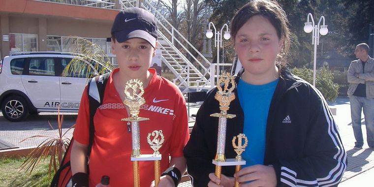 Finalistas de la categoría Promo B Victoria Hernandez - Martinez, Lautaro