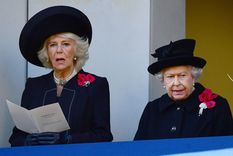 Camilla Parker Bowles y la Reina Isabel II Foto: Gossip Cop