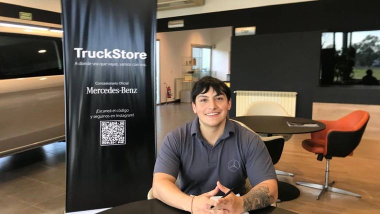 Mercedes-Benz Camiones y Buses Truckcionar