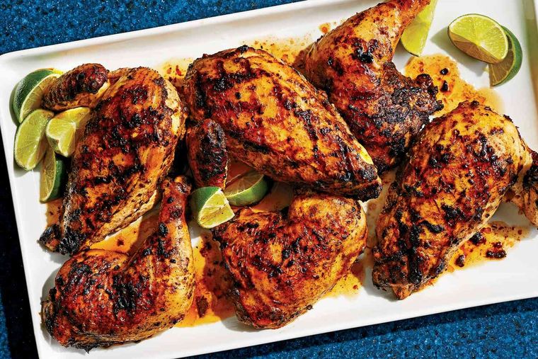 Admira este delicioso pollo, perfecto para esa comida que tienes planeada con tus seres queridos Foto: Shutterstock