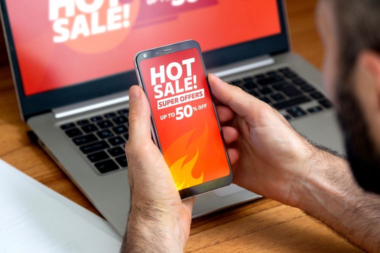 Mercado Libre ofrece descuentos de hasta 35% en smartphones. Foto: Shutterstock
