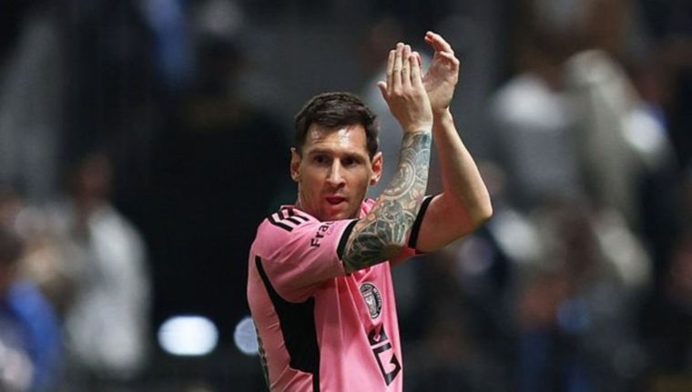 Arteta llenó de elogios a Lionel Messi. Foto: @M30Xtra