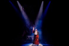 Juan Rodó lleva más de 30 años en el escenario interpretando a Drácula, pero el resto del elenco ha ido cambiando a lo largo de los años. Foto: Valentina Buttini.