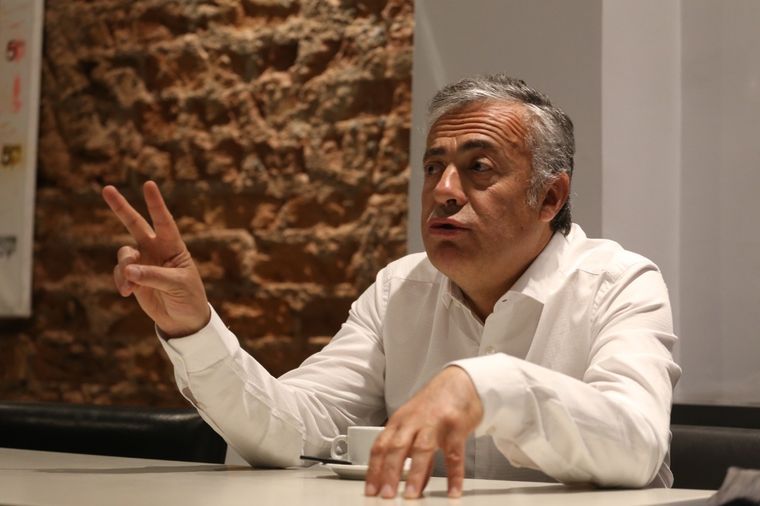 Cornejo cuestiona a Cristina, es crítico con el gobierno de Juntos por el Cambio y cree que tienen oportunidad de volver en 2023. Foto: Maximiliano Ríos / MDZ
