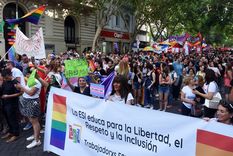 banderazo para acompanar la derogacion de la ley 9.209