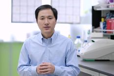 fue el primero en editar bebes y lo condenaron a 3 anos de prision