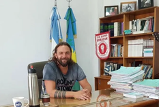 Utilizan a la Justicia Amiga para allanar la casa de uno de los denunciantes de Chiqui Tapia. Utilizan a la Justicia Amiga para allanar la casa de uno de los denunciantes de Chiqui Tapia.