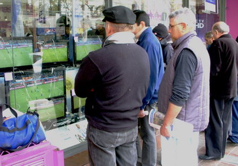 Analistas, de este lado de la vidriera. Foto: Mdz