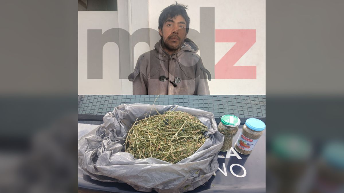 Un "changarín" cayó con un kilo de cogollos de marihuana dur