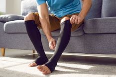 Ya sea por indicación médica o por prevención, el uso responsable de las medias de compresión puede marcar una diferencia significativa en la calidad de vida