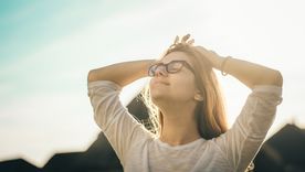 El Perro comienza con buena energía la semana. Aprovecha los días que tienes a tu favor. Foto: Unsplash