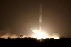 Foto: REUTERS. Un cohete Falcon 9 de SpaceX fue lanzado desde Florida en 2015.