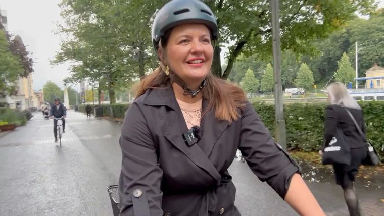 Elina Rantanen es una de las cuatro mujeres que conforman la alcaldía de la ciudad. Foto: BBC