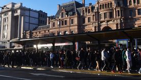 Una línea de colectivos que llega a Constitución continúa de paro este domingo. Una línea de colectivos que llega a Constitución continúa de paro este domingo.