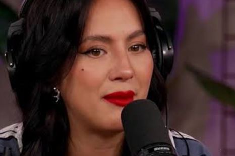 La artista hizo fuertes revelaciones a pocas horas de su debut en la pantalla. / Captura streaming