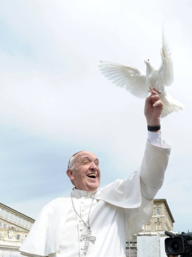 La UBA expresó sus condolencias a la comunidad cristiana tras el fallecimiento del papa Francisco Foto: X