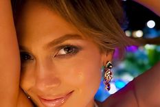 Jennifer Lopez deslumbra con sus encantos Foto: Instagram/Jennifer Lopez