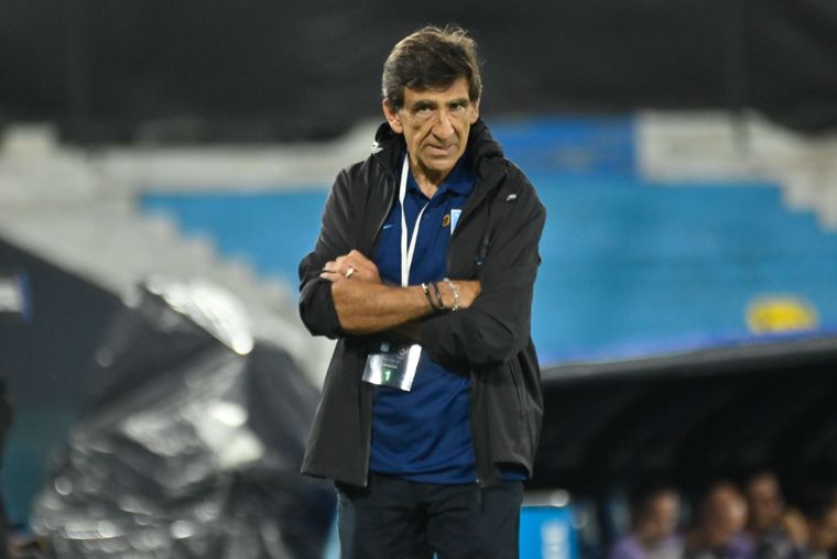 Gustavo Costas fue autocrítico tras la derrota de Racing contra Botafogo.