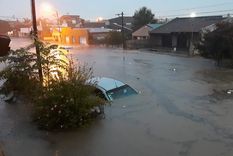 Los vecinos registraron imágenes con las calles inundadas por el temporal Foto: X Los vecinos registraron imágenes con las calles inundadas por el temporal Foto: X