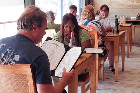 Bares y restaurantes pueden adherir a la exención impositiva por seis meses en CABA Bares y restaurantes pueden adherir a la exención impositiva por seis meses en CABA