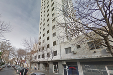 Los inquilinos se autoevacuaron mientras los bomberos extinguían el incendio.